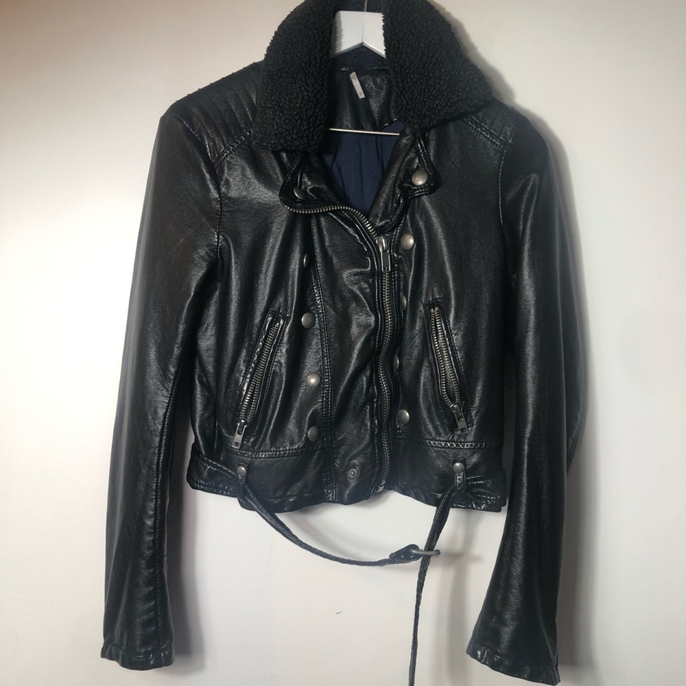 FREE PEOPLE BLACK MOTO JACKET SMALL